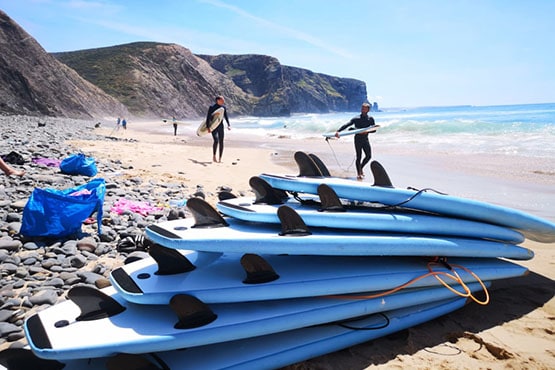 aws_surf_surf_school_Modern Equipment