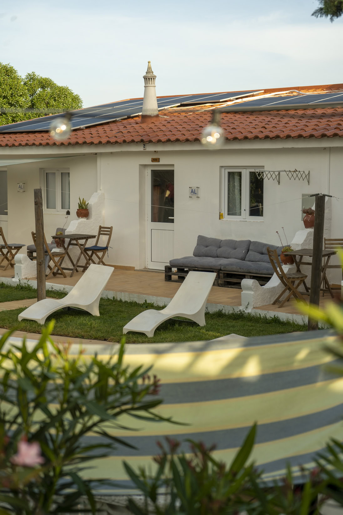 Gäste genießen die Auszeit im Algarve Watersport Surf Camp